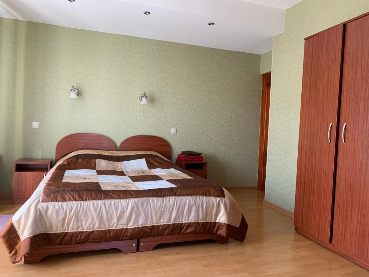 Green Villa Palanga Luaran gambar